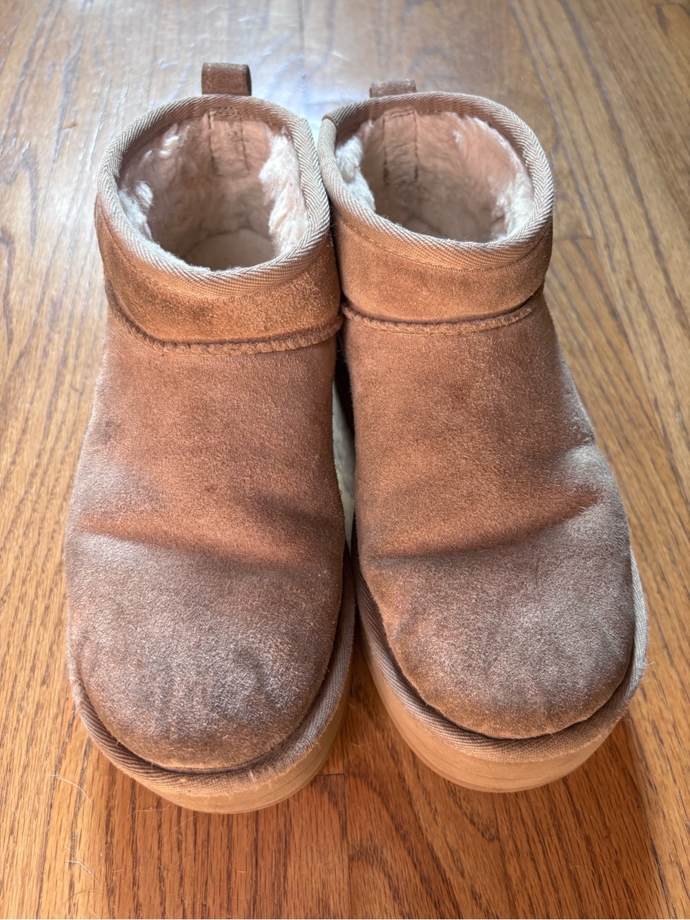 UGG Platform Mini Boots Size 7 Chestnut Suede Cozy Fall